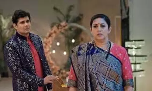 KSBKBT: मिहिर की होगी तुलसी से मुलाकात, मिताली संग शादी कर बुरा फंस चुका है ऋतिक KSBKBT: मिहिर की होगी तुलसी से मुलाकात, मिताली संग शादी कर बुरा फंस चुका है ऋतिक