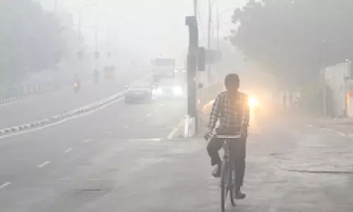 Tamil Nadu मौसम अपडेट: 28 दिसंबर तक कोहरा, कई जिलों में बूंदाबांदी की संभावना Tamil Nadu मौसम अपडेट: 28 दिसंबर तक कोहरा, कई जिलों में बूंदाबांदी की संभावना