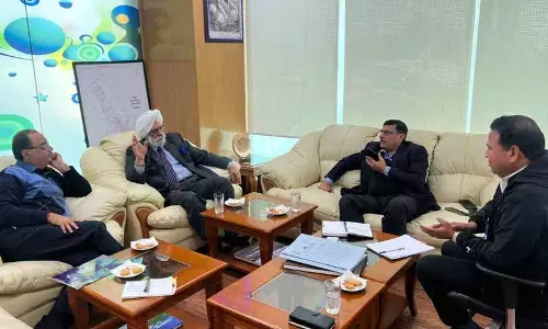 I-ABC ने काबुल के साथ व्यापार की संभावनाओं का पता लगाया, एयरपोर्ट डायरेक्टर से मुलाकात की