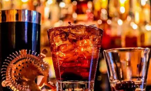 Pune : एक्साइज विभाग ने क्रिसमस और नए साल के लिए शराब बिक्री का समय बढ़ाया