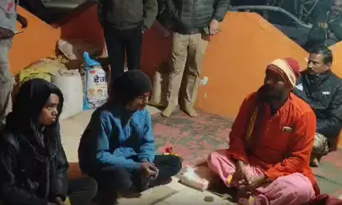 थाने में प्रेमी जोड़े की हुई शादी, बराती बने थाना प्रभारी थाने में प्रेमी जोड़े की हुई शादी, बराती बने थाना प्रभारी