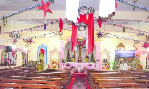 Anekal : हर जगह क्रिसमस का जश्न Anekal : हर जगह क्रिसमस का जश्न