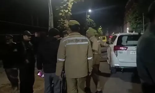 Aligarh मुस्लिम यूनिवर्सिटी कैंपस में टीचर की गोली मारकर हत्या
