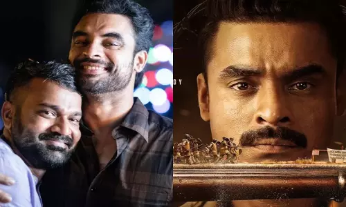 Narivetta के डायरेक्टर ने मलयालम सिनेमा में 15 हिट्स के दावे पर निशाना साधा Narivetta के डायरेक्टर ने मलयालम सिनेमा में 15 हिट्स के दावे पर निशाना साधा