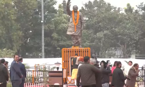 Patna में आयोजित हुआ अटल बिहारी वाजपेयी की जयंती समारोह Patna में आयोजित हुआ अटल बिहारी वाजपेयी की जयंती समारोह