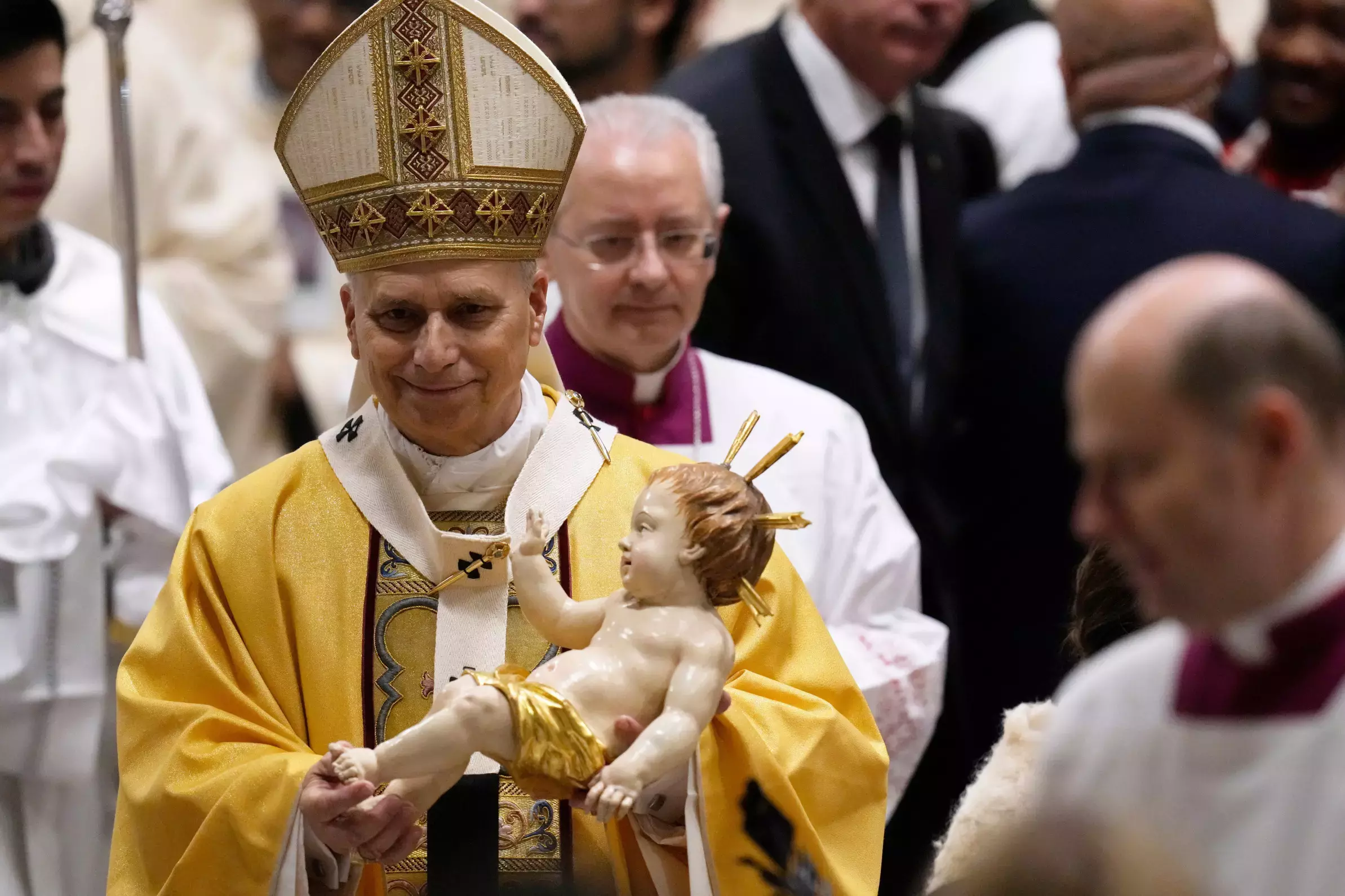 Pope Leo XIV ने सेंट पीटर में पहली क्रिसमस ईव मास मनाई Pope Leo XIV ने सेंट पीटर में पहली क्रिसमस ईव मास मनाई