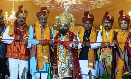 बरगढ़ धनु यात्रा शुरू बरगढ़ धनु यात्रा शुरू