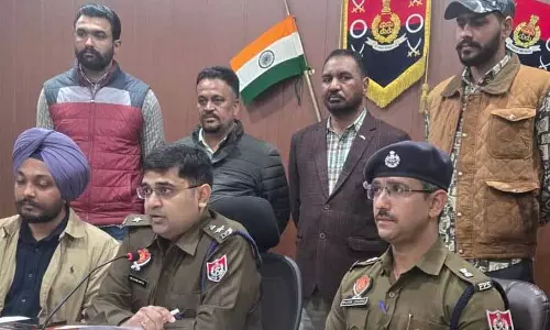 Ludhiana में ड्रग तस्करी रैकेट का भंडाफोड़, 3 किलो हेरोइन ज़ब्त, तीन लोग गिरफ्तार Ludhiana में ड्रग तस्करी रैकेट का भंडाफोड़, 3 किलो हेरोइन ज़ब्त, तीन लोग गिरफ्तार
