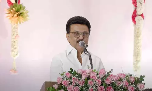 CM कल से दो दिनों के लिए कल्लाकुरिची और तिरुवन्नामलाई जिलों में फील्ड इंस्पेक्शन करेंगे CM कल से दो दिनों के लिए कल्लाकुरिची और तिरुवन्नामलाई जिलों में फील्ड इंस्पेक्शन करेंगे
