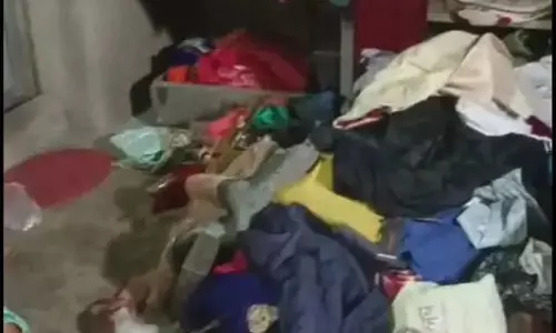 फास्ट फूड दुकान संचालक के घर चोरी, सीसीटीवी फुटेज खंगाल रही पुलिस फास्ट फूड दुकान संचालक के घर चोरी, सीसीटीवी फुटेज खंगाल रही पुलिस