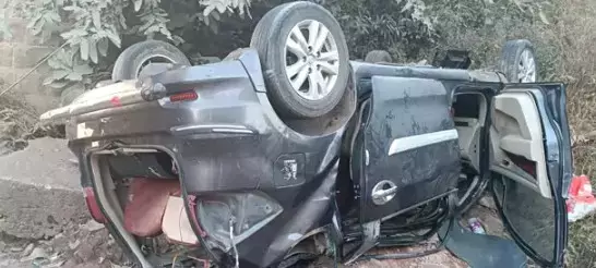Telangana : महाराष्ट्र में सड़क हादसे में कुमुरम भीम आसिफाबाद की चार महिलाओं की मौत Telangana : महाराष्ट्र में सड़क हादसे में कुमुरम भीम आसिफाबाद की चार महिलाओं की मौत