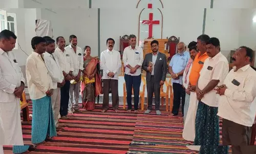 चिट्टेम राममोहन रेड्डी: Jesus की शिक्षाएँ मानवता के लिए मार्गदर्शक चिट्टेम राममोहन रेड्डी: Jesus की शिक्षाएँ मानवता के लिए मार्गदर्शक
