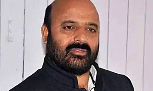 Bali Bhagat ने कट्टरपंथी भीड़ का बचाव करने के लिए कांग्रेस की आलोचना की Bali Bhagat ने कट्टरपंथी भीड़ का बचाव करने के लिए कांग्रेस की आलोचना की
