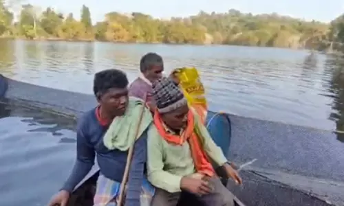 Jharkhand के गढ़वा में मत्स्य पालन क्षेत्र को बड़ा बढ़ावा Jharkhand के गढ़वा में मत्स्य पालन क्षेत्र को बड़ा बढ़ावा
