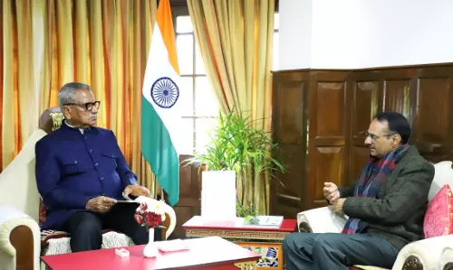 Sikkim के विकास के लिए केंद्र की योजनाओं को समय पर लागू करने पर ज़ोर दिया