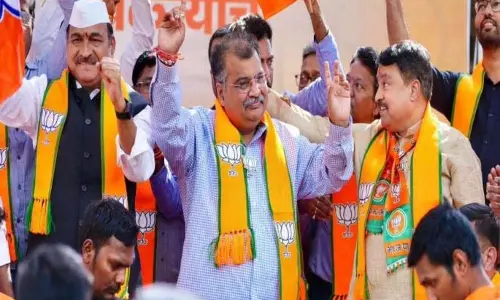 50 नगरपालिकाओं में BJP के मेयर, आधे से भी कम पार्षद; 2 इलाकों में घोटाला