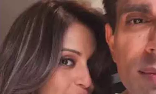 Bipasha Basu का रोमांटिक अंदाज: करण सिंह ग्रोवर को बताया ईश्वर का सबसे बड़ा तोहफा Bipasha Basu का रोमांटिक अंदाज: करण सिंह ग्रोवर को बताया ईश्वर का सबसे बड़ा तोहफा