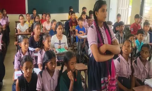 Gujarat में अनाथ बच्चों के जीवन को संवार रही फोस्टर पेरेंट स्कीम Gujarat में अनाथ बच्चों के जीवन को संवार रही फोस्टर पेरेंट स्कीम
