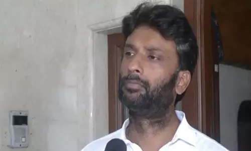 BJP के विनोद पी सेल्वम ने एमके स्टालिन की अल्पसंख्यकों पर हमले वाली टिप्पणी की कड़ी आलोचना की BJP के विनोद पी सेल्वम ने एमके स्टालिन की अल्पसंख्यकों पर हमले वाली टिप्पणी की कड़ी आलोचना की