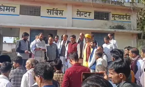 सिलवानी कांग्रेस MLA के बयान से भड़की यादव समाज, बेगमगंज में सौंपा ज्ञापन सिलवानी कांग्रेस MLA के बयान से भड़की यादव समाज, बेगमगंज में सौंपा ज्ञापन