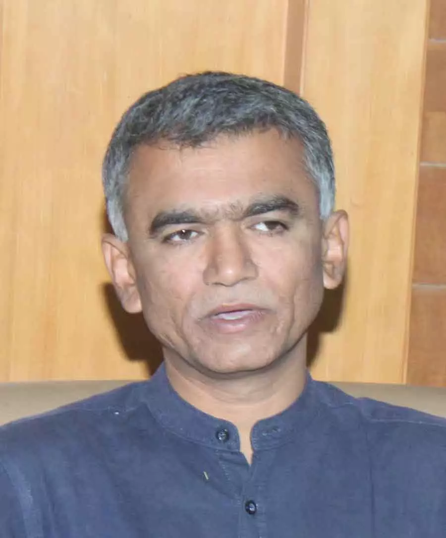 150 साल पुराना रिकॉर्ड जल्द ही ऑनलाइन होगा: Minister Krishna Byre Gowda 150 साल पुराना रिकॉर्ड जल्द ही ऑनलाइन होगा: Minister Krishna Byre Gowda