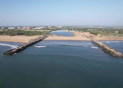 Tamil Nadu: चंद्रपडी फिशरीज प्रोजेक्ट पर काम तेज, मार्च 2026 लक्ष्य Tamil Nadu: चंद्रपडी फिशरीज प्रोजेक्ट पर काम तेज, मार्च 2026 लक्ष्य