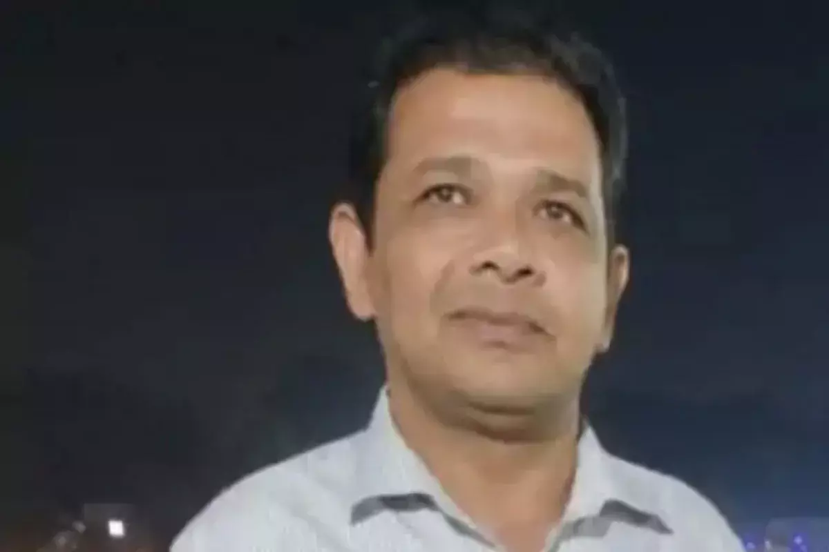Aligarh: एएमयू में भय का माहौल, गोली लगने से शिक्षक की मौत Aligarh: एएमयू में भय का माहौल, गोली लगने से शिक्षक की मौत