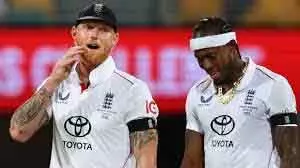 England के लिए और भी मुश्किलें England के लिए और भी मुश्किलें