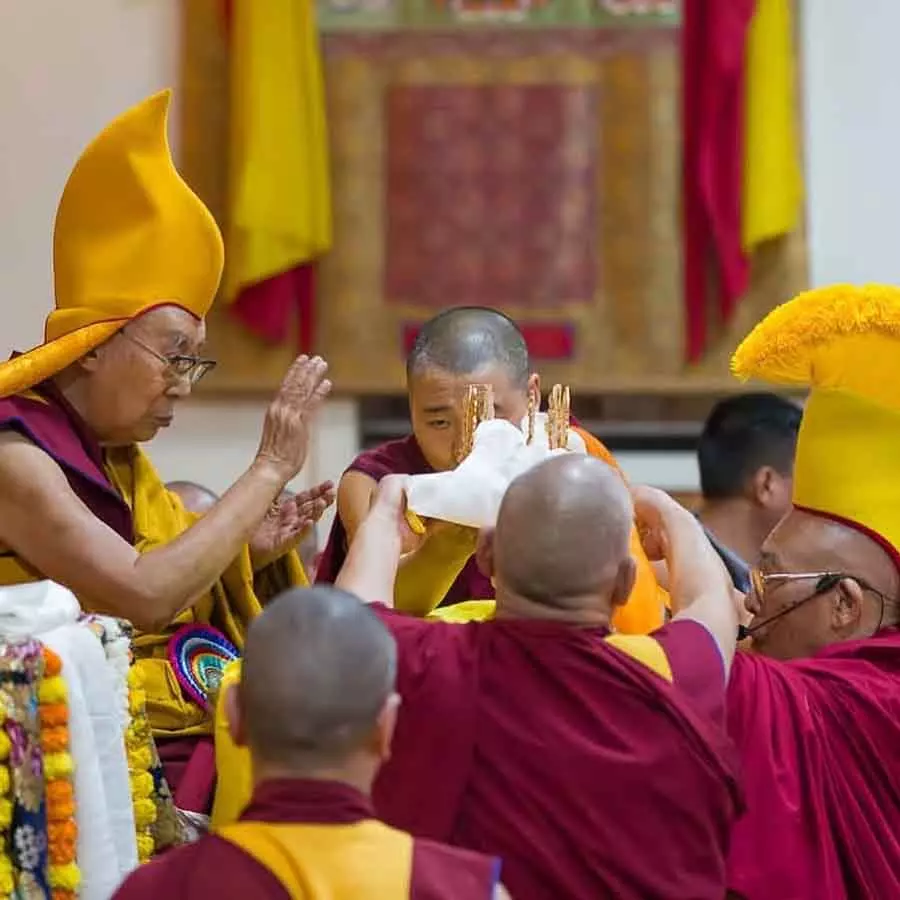 Mundgod : दलाई लामा ने लंबी उम्र की पूजा में हिस्सा लिया Mundgod : दलाई लामा ने लंबी उम्र की पूजा में हिस्सा लिया