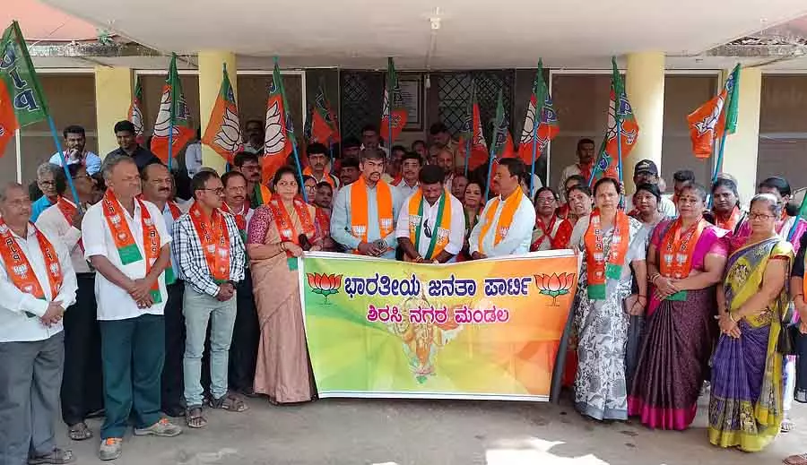 जनता की आवाज़ की खामोशी: Guruprasad Hegde जनता की आवाज़ की खामोशी: Guruprasad Hegde