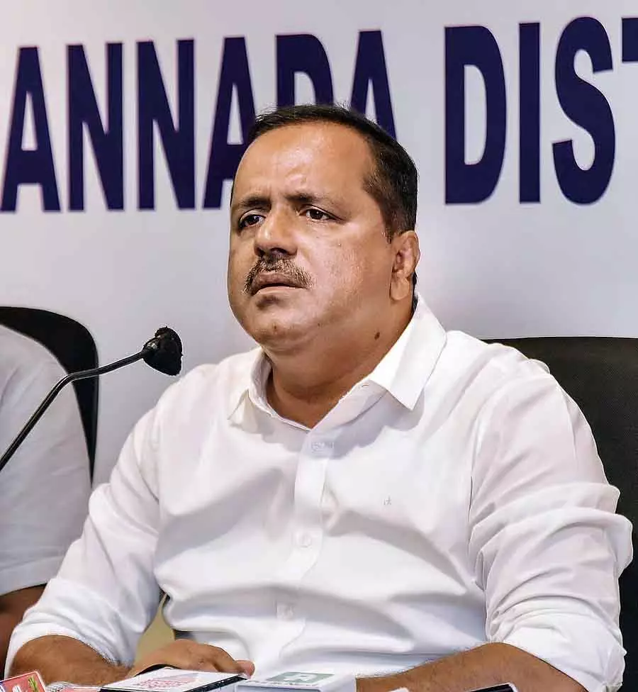 जेल भवन के लिए अनुदान का अनुरोध: U.T. Khader जेल भवन के लिए अनुदान का अनुरोध: U.T. Khader