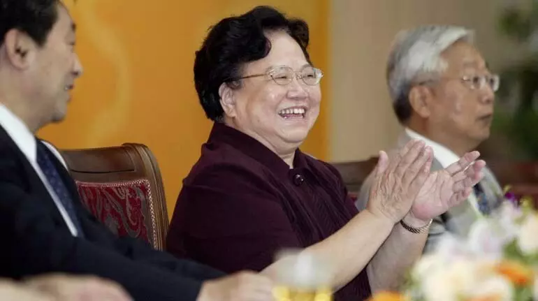 China की एक-बच्चा नीति के प्रमुख की मौत पर ऑनलाइन गुस्सा भड़का, शोक नहीं China की एक-बच्चा नीति के प्रमुख की मौत पर ऑनलाइन गुस्सा भड़का, शोक नहीं