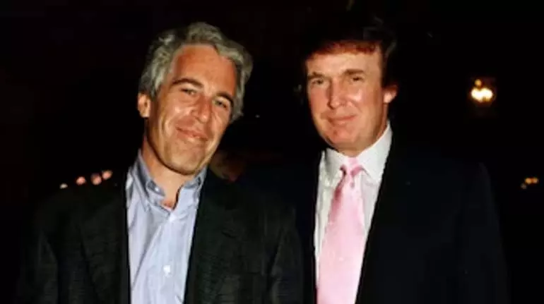 Epstein के लेटेस्ट डॉक्यूमेंट रिलीज़ में क्या है, और यह क्यों मायने रखता Epstein के लेटेस्ट डॉक्यूमेंट रिलीज़ में क्या है, और यह क्यों मायने रखता