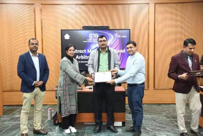IIM में NHPC के लिए कॉन्ट्रैक्ट मैनेजमेंट और आर्बिट्रेशन पर ट्रेनिंग खत्म हुई IIM में NHPC के लिए कॉन्ट्रैक्ट मैनेजमेंट और आर्बिट्रेशन पर ट्रेनिंग खत्म हुई