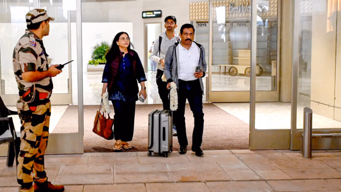 सीमा तनाव बढ़ा, भारत ने कंबोडिया और थाईलैंड को शांत रहने की हिदायत दी सीमा तनाव बढ़ा, भारत ने कंबोडिया और थाईलैंड को शांत रहने की हिदायत दी