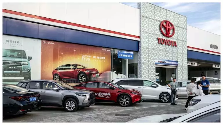 Toyota की नवंबर में बिक्री में दुर्लभ गिरावट आई, जिसका कारण चीन था Toyota की नवंबर में बिक्री में दुर्लभ गिरावट आई, जिसका कारण चीन था