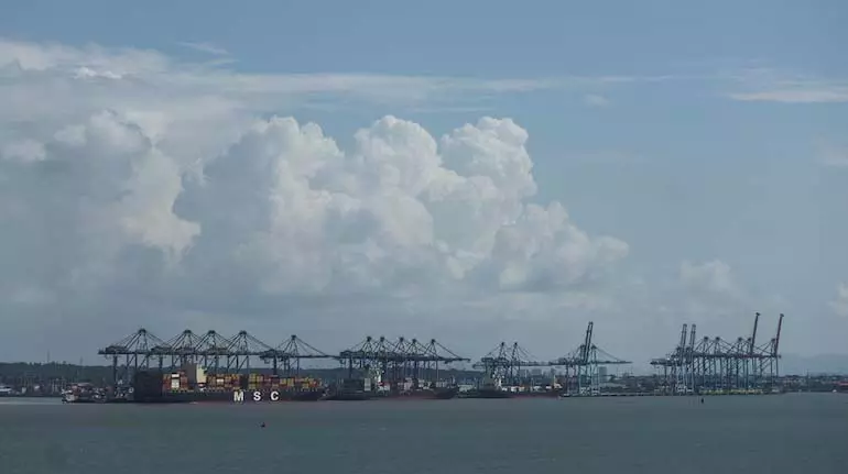 भारत ने US Trade Deal से पहले इंपोर्ट जांच को आसान बनाने के लिए सुधारों की घोषणा की भारत ने US Trade Deal से पहले इंपोर्ट जांच को आसान बनाने के लिए सुधारों की घोषणा की