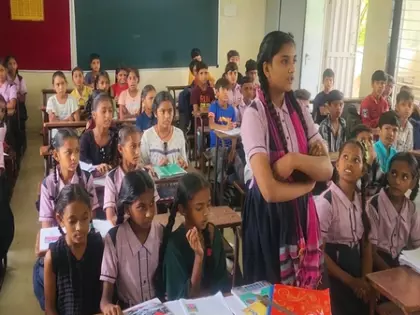 Gujarat में अनाथ बच्चों के जीवन को संवार रही फोस्टर पेरेंट स्कीम Gujarat में अनाथ बच्चों के जीवन को संवार रही फोस्टर पेरेंट स्कीम