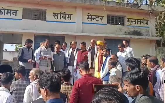 सिलवानी कांग्रेस MLA के बयान से भड़की यादव समाज, बेगमगंज में सौंपा ज्ञापन सिलवानी कांग्रेस MLA के बयान से भड़की यादव समाज, बेगमगंज में सौंपा ज्ञापन
