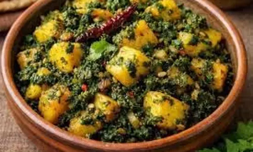 Bathua Aloo Sabji: सर्दियों में  तैयार करें स्वादिष्ट बथुआ आलू सब्जी