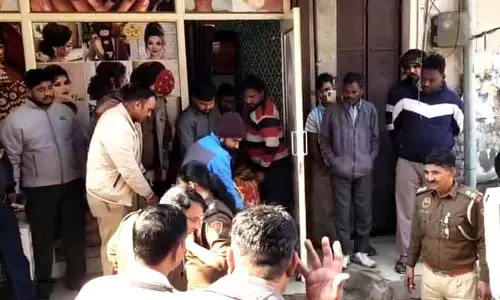 Rohtak में दो हत्याओं से सनसनी, तीन गिरफ्तार Rohtak में दो हत्याओं से सनसनी, तीन गिरफ्तार