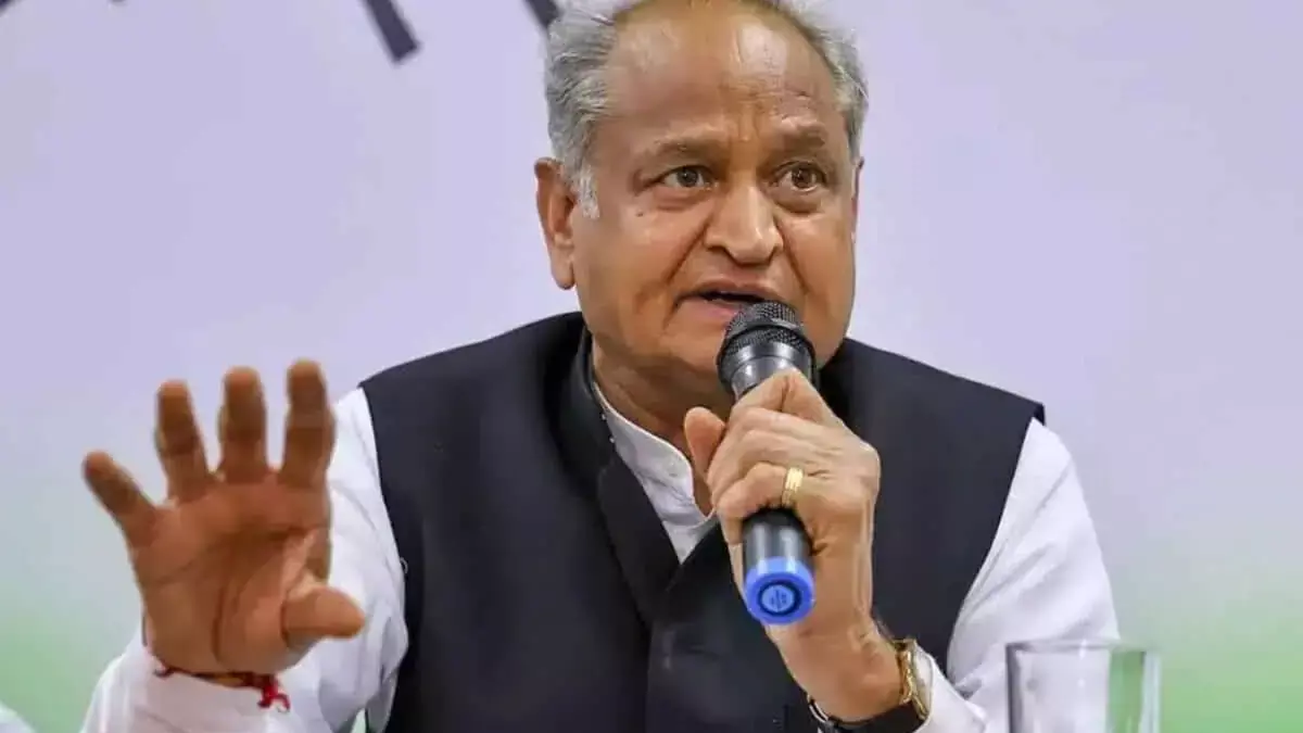 ईसाइयों पर हमले PM के सद्भाव के संदेश के उलट हैं: गहलोत ईसाइयों पर हमले PM के सद्भाव के संदेश के उलट हैं: गहलोत
