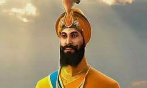 Guru Gobind Singh Jayanti 2025: कल मनाई जाएगी गुरु गोबिंद सिंह की जयंती, इस साल दूसरी बार होगा ये पर्व