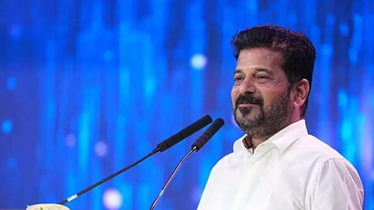 Telangana: सीएम रेवंत रेड्डी ने गांवों के विकास के लिए फंडिंग का आश्वासन दिया