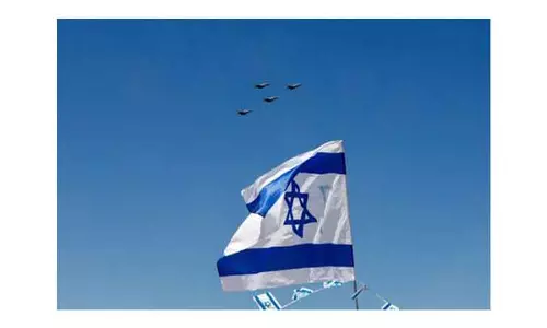 Israeli और जर्मन छात्र नए डिजिटल प्लेटफॉर्म से होलोकॉस्ट पूर्व इतिहास जान रहे Israeli और जर्मन छात्र नए डिजिटल प्लेटफॉर्म से होलोकॉस्ट पूर्व इतिहास जान रहे
