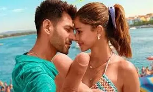 TMMTMTTM BO Collection Day 1: ओपनिंग डे पर फिल्म हुई टाई-टाई फिश