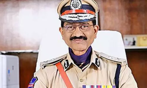 Andhra Pradesh में दो सड़क हादसों में सात लोगों की मौत Andhra Pradesh में दो सड़क हादसों में सात लोगों की मौत