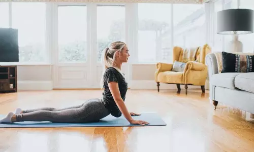 Yoga : चेहरे को भी चमका सकता है योग, रोज करें बस 10 मिनट ये योगासन