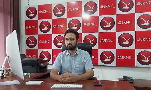 NC ने New Zealand सेब आयात पर कश्मीरी किसानों पर असर को लेकर चिंता जताई NC ने New Zealand सेब आयात पर कश्मीरी किसानों पर असर को लेकर चिंता जताई