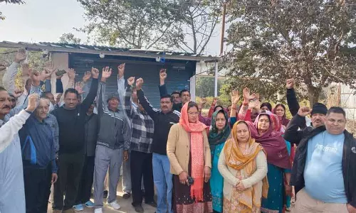 Hoshiarpur village में निवासियों ने शराब की दुकान बंद करवा दी